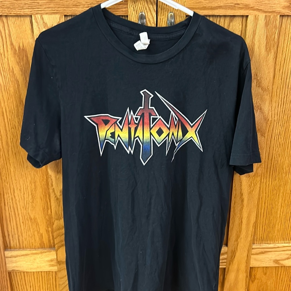 Large black Pentatonix tee